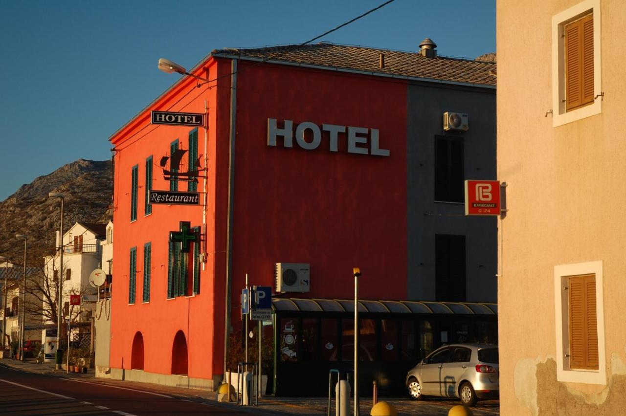 Hotel Palace Vrkljan Karlobag Exteriér fotografie